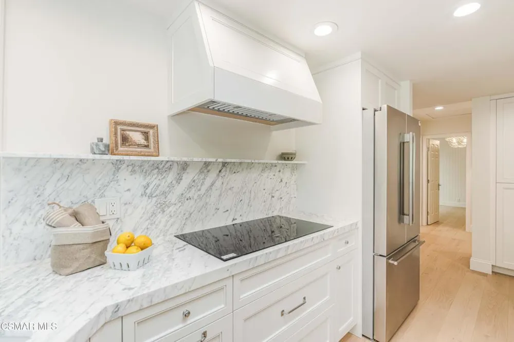 1719 Walker Cup Circle Westlake Village, CA 91362