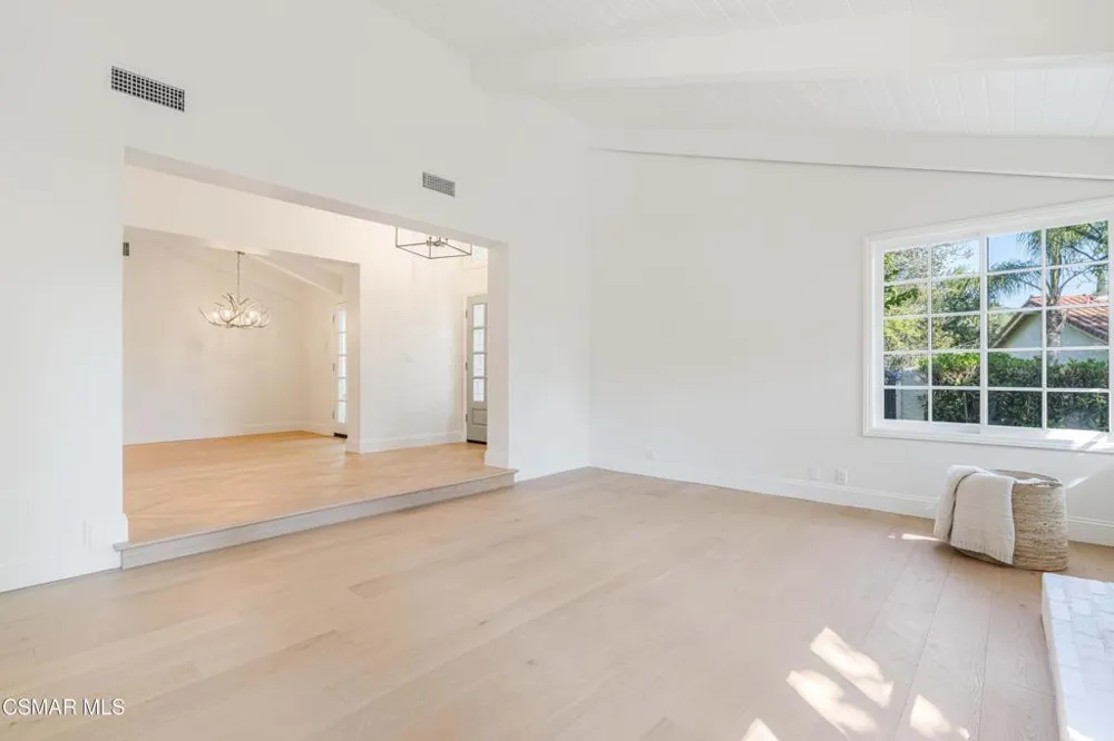 1719 Walker Cup Circle Westlake Village, CA 91362