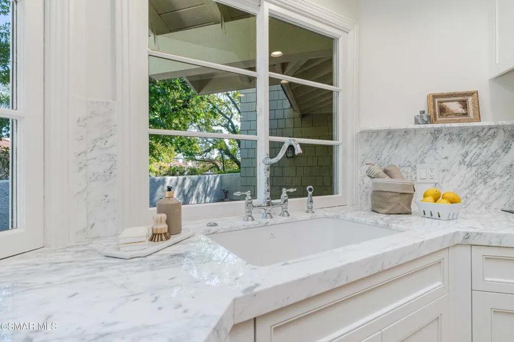 1719 Walker Cup Circle Westlake Village, CA 91362