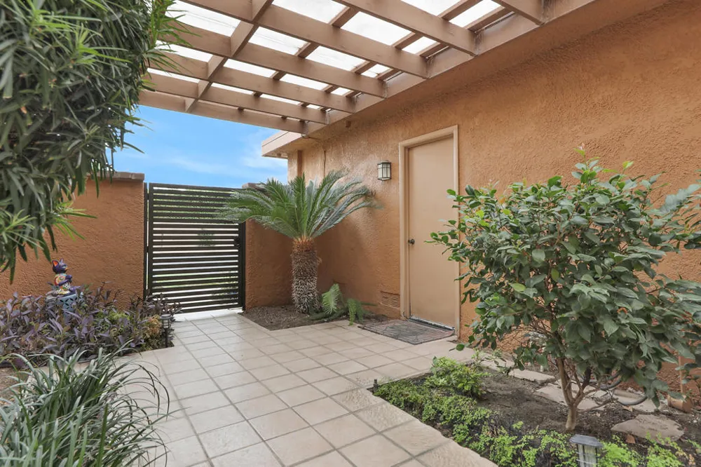 60 La Cerra Drive Rancho Mirage, CA 92270