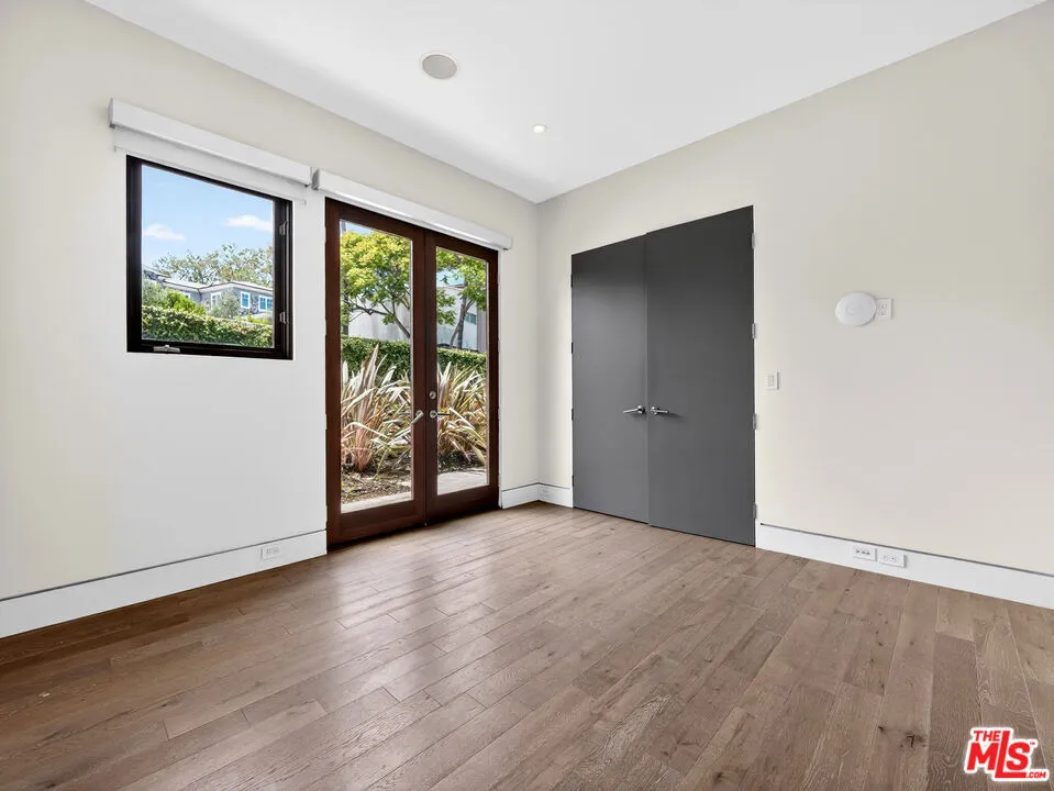 770 Paseo Miramar Los Angeles, CA 90272