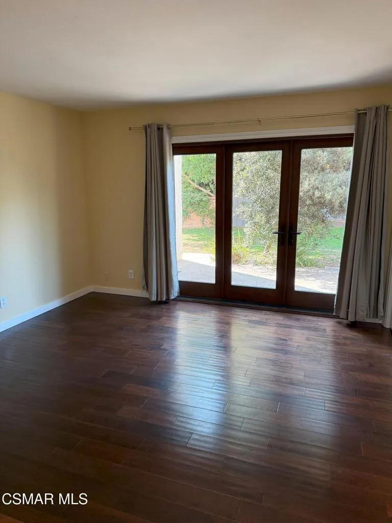 2096 Mccrea Road Thousand Oaks, CA 91362