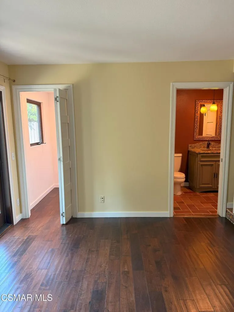 2096 Mccrea Road Thousand Oaks, CA 91362