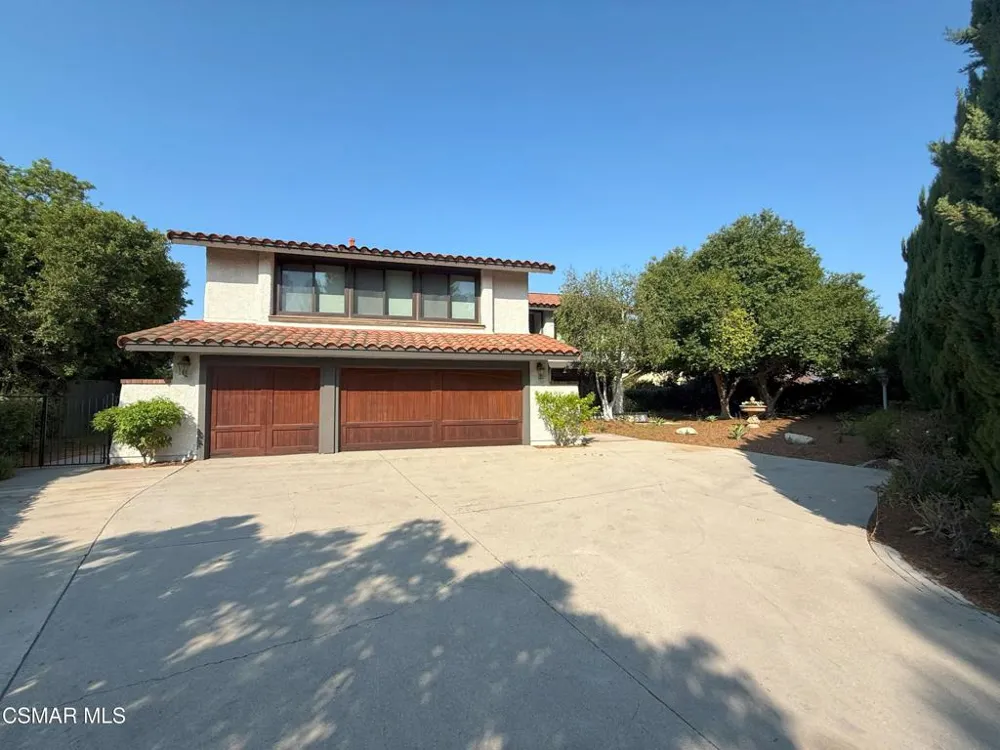 2096 Mccrea Road Thousand Oaks, CA 91362
