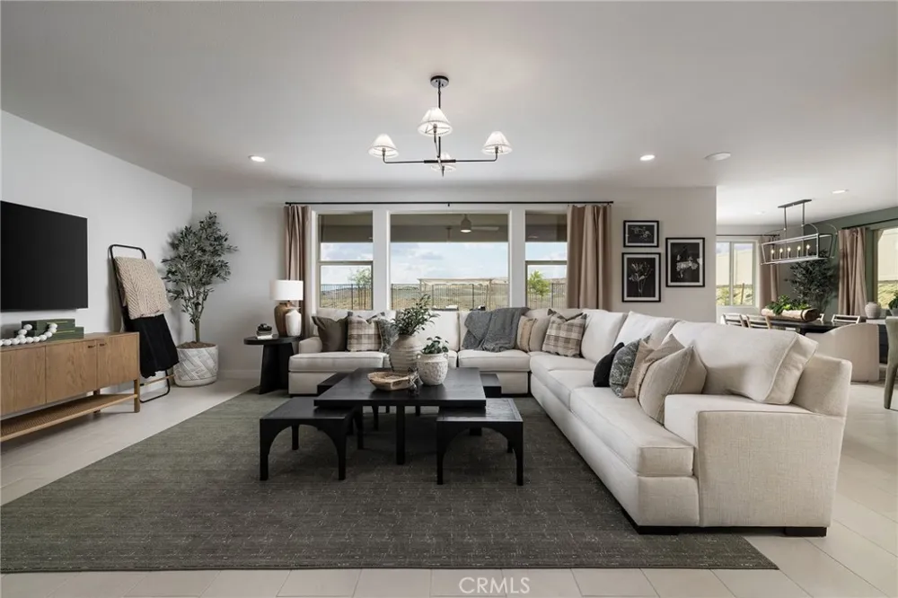 39302 Saddle Drive Palmdale, CA 93551