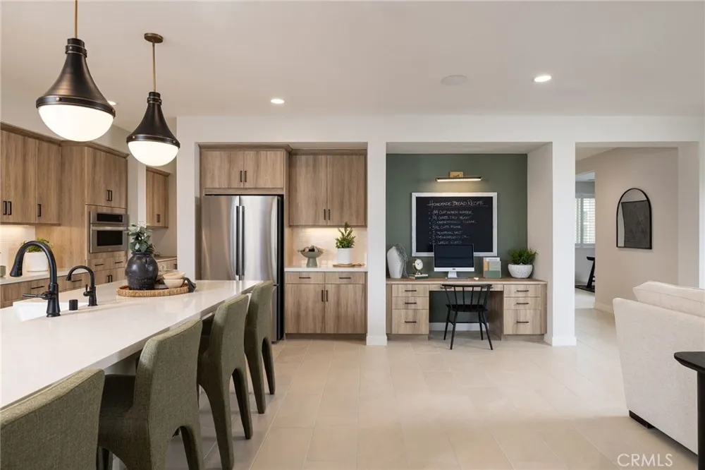 39302 Saddle Drive Palmdale, CA 93551