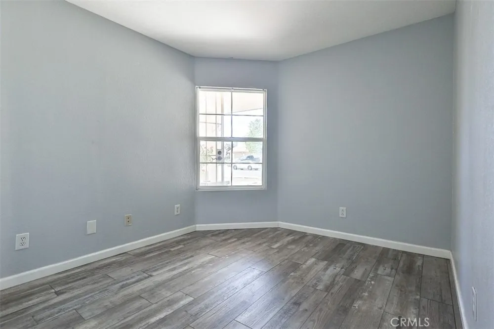 1452 Hummingbird Hemet, CA 92545