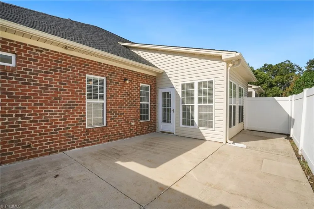 802 North Lake Drive Winston-Salem, NC 27127