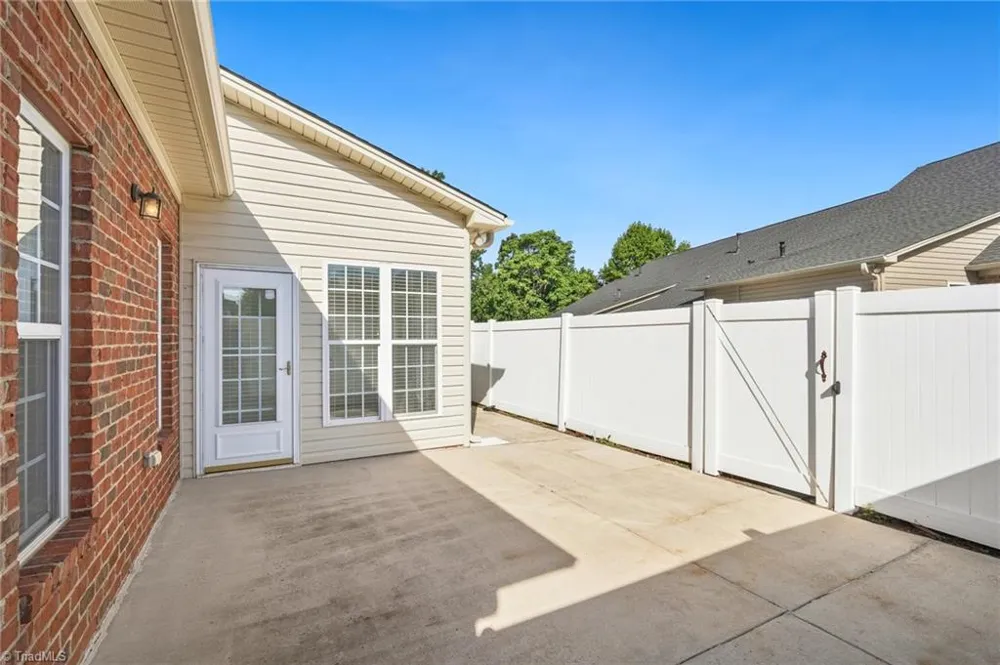 802 North Lake Drive Winston-Salem, NC 27127