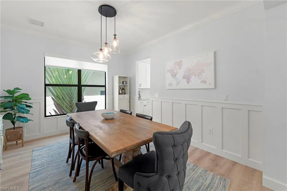 2858 Cinnamon Bay Circle Naples, FL 34119