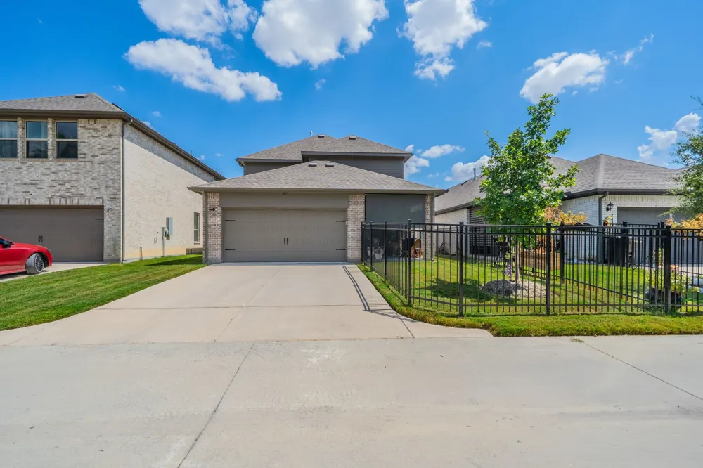 201 Foreman Drive Midlothian, TX 76065