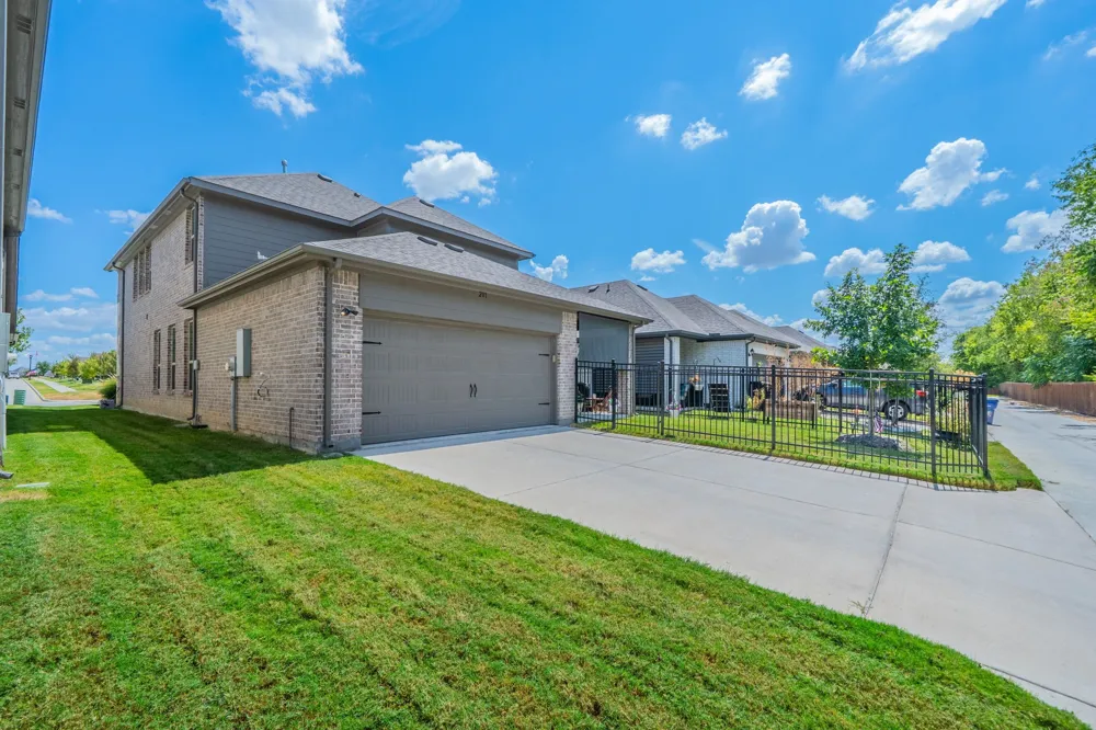 201 Foreman Drive Midlothian, TX 76065