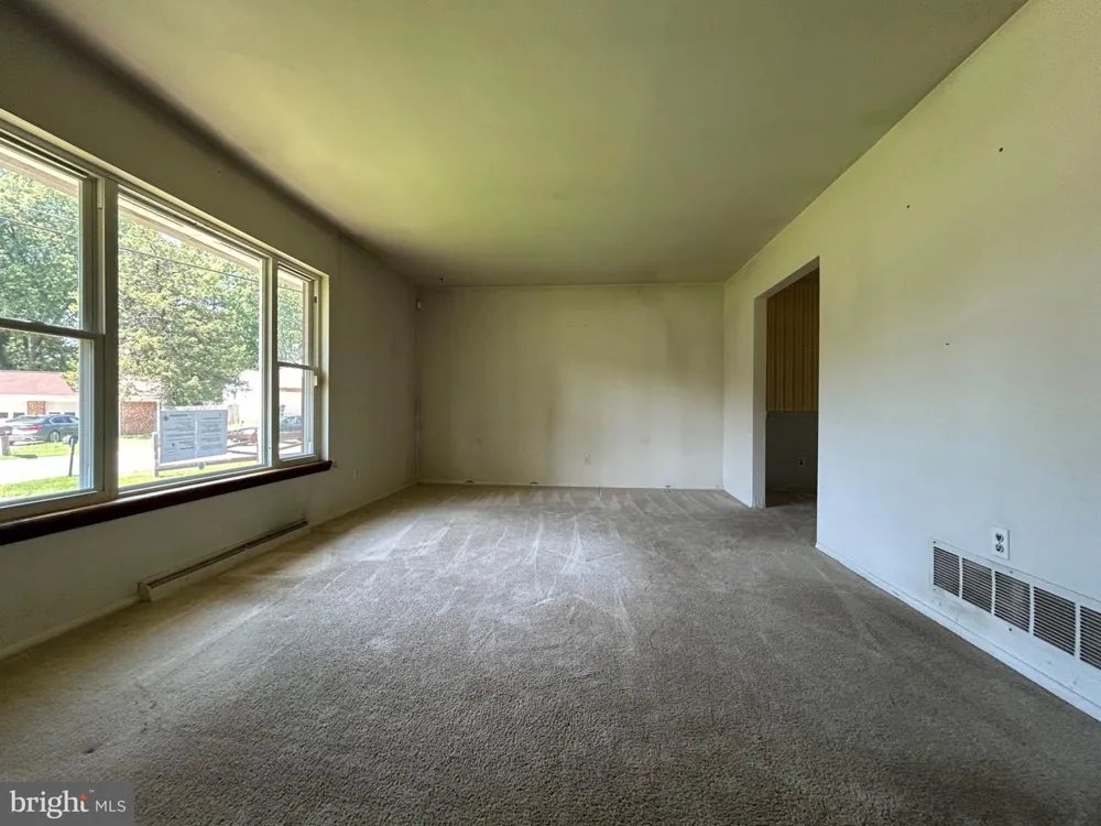 9512 SMALL DRIVE Clinton, MD 20735