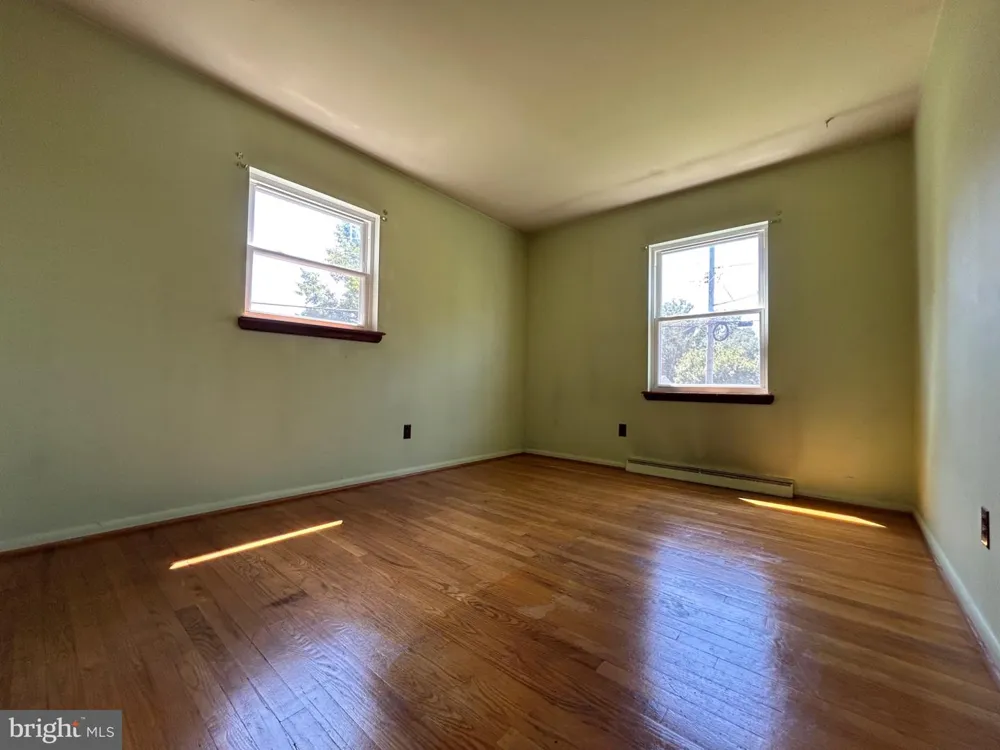 9512 SMALL DRIVE Clinton, MD 20735