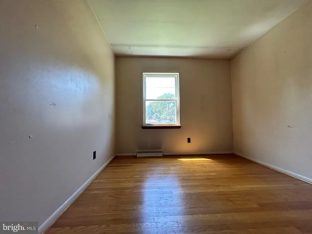 9512 SMALL DRIVE Clinton, MD 20735