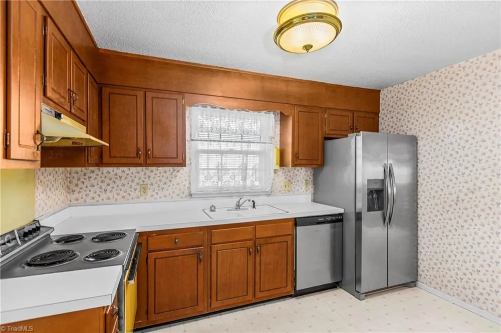 808 Ernest Court High Point, NC 27263