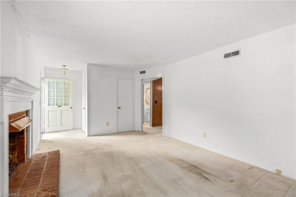 808 Ernest Court High Point, NC 27263