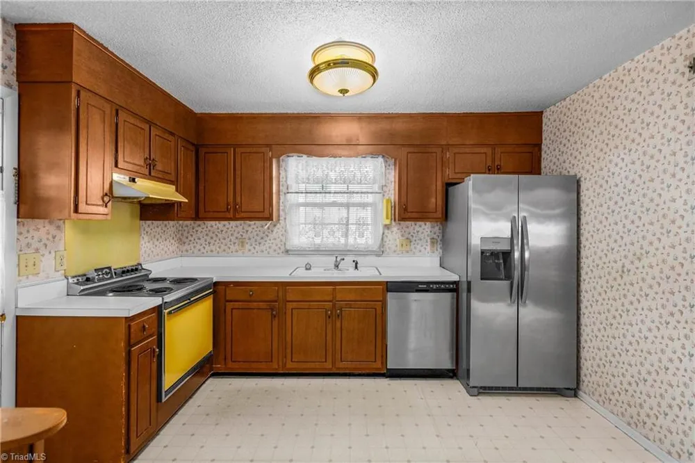 808 Ernest Court High Point, NC 27263