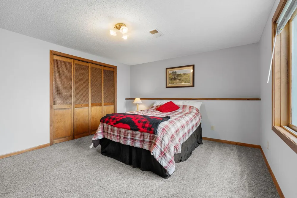 9182 Rosewood Lane Maple Grove, MN 55369