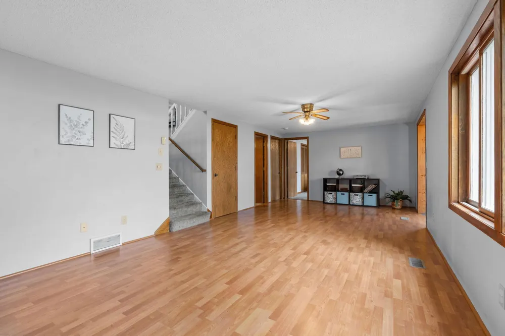 9182 Rosewood Lane Maple Grove, MN 55369