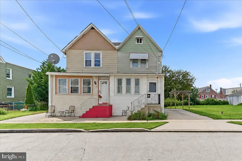 234 ERICKSON AVENUE Essington, PA 19029
