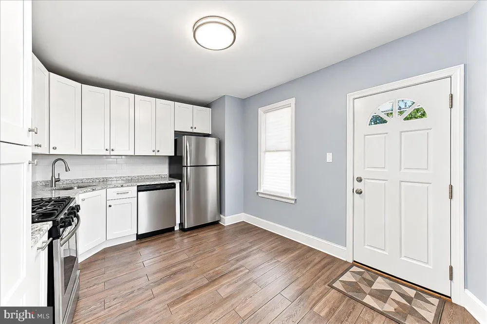 234 ERICKSON AVENUE Essington, PA 19029