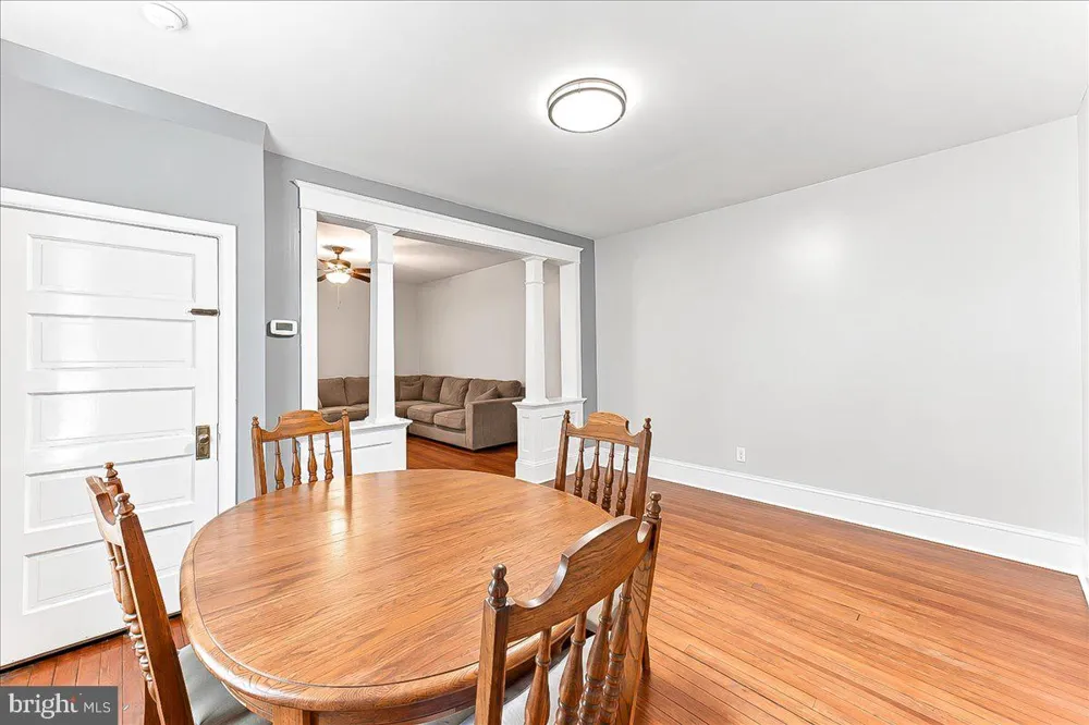 234 ERICKSON AVENUE Essington, PA 19029