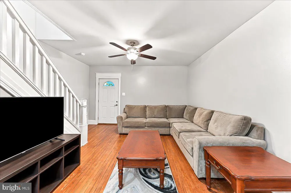 234 ERICKSON AVENUE Essington, PA 19029