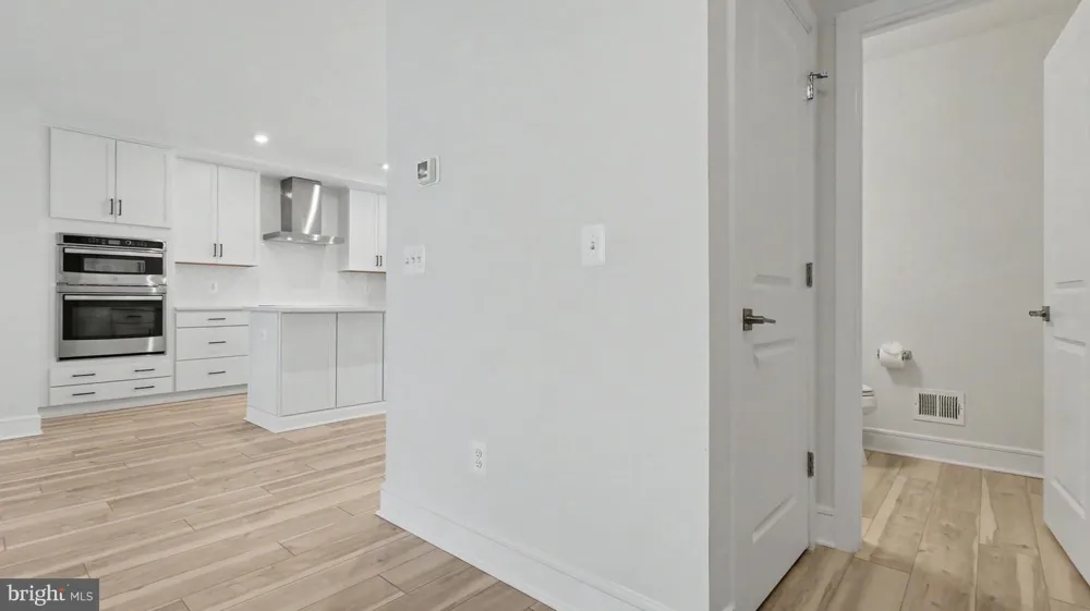 43595 FARRINGDON SQUARE Broadlands, VA 20148