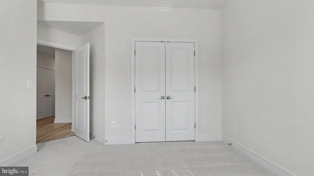 43595 FARRINGDON SQUARE Broadlands, VA 20148