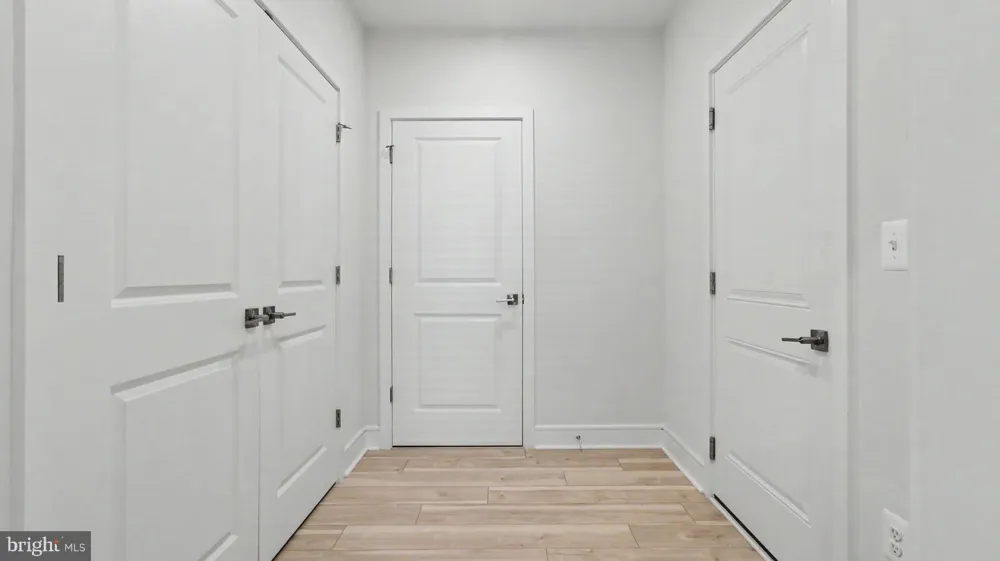 43595 FARRINGDON SQUARE Broadlands, VA 20148