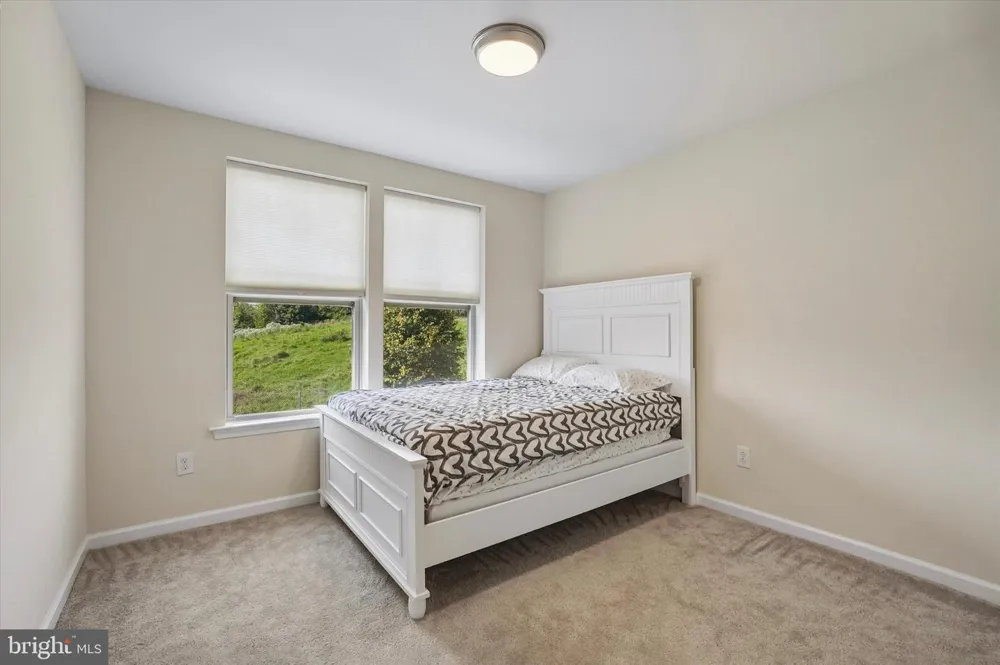 23 TREYBURN DRIVE Paoli, PA 19301