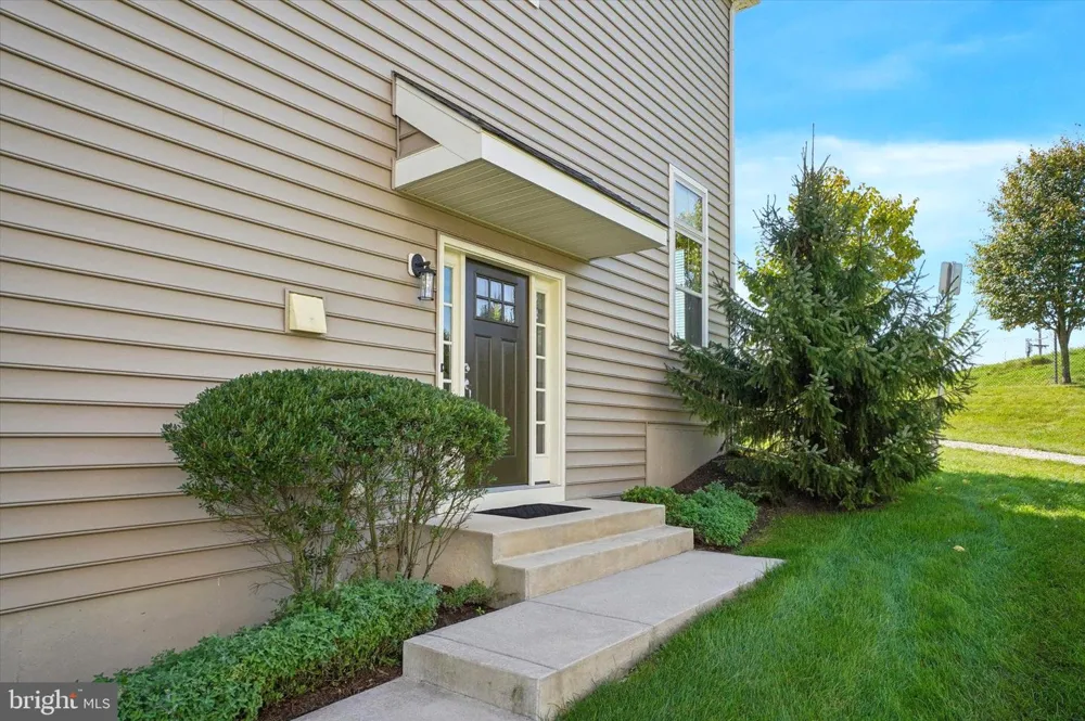 23 TREYBURN DRIVE Paoli, PA 19301