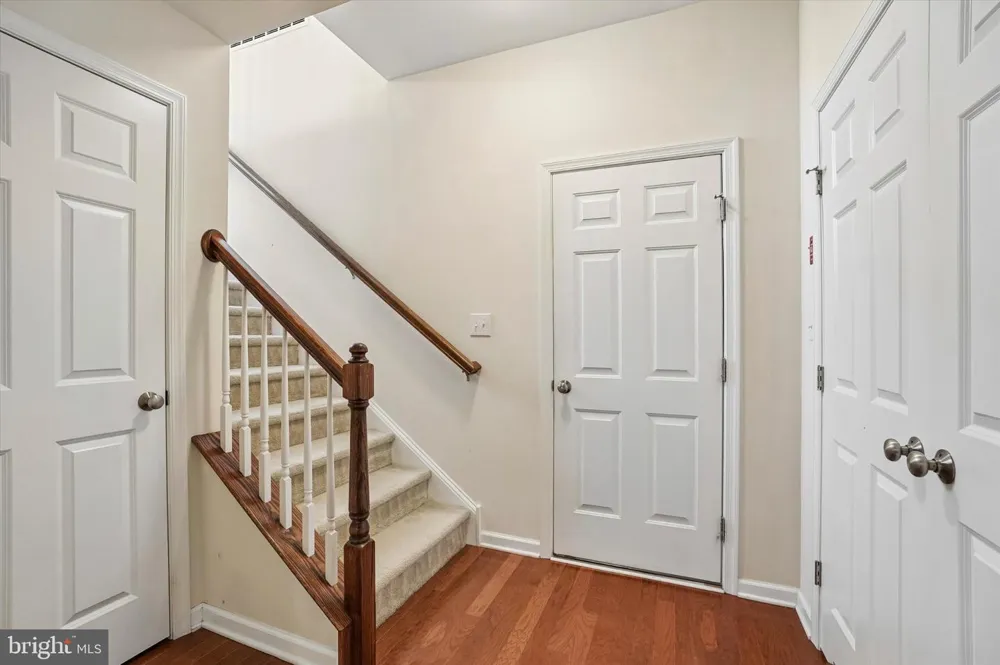 23 TREYBURN DRIVE Paoli, PA 19301