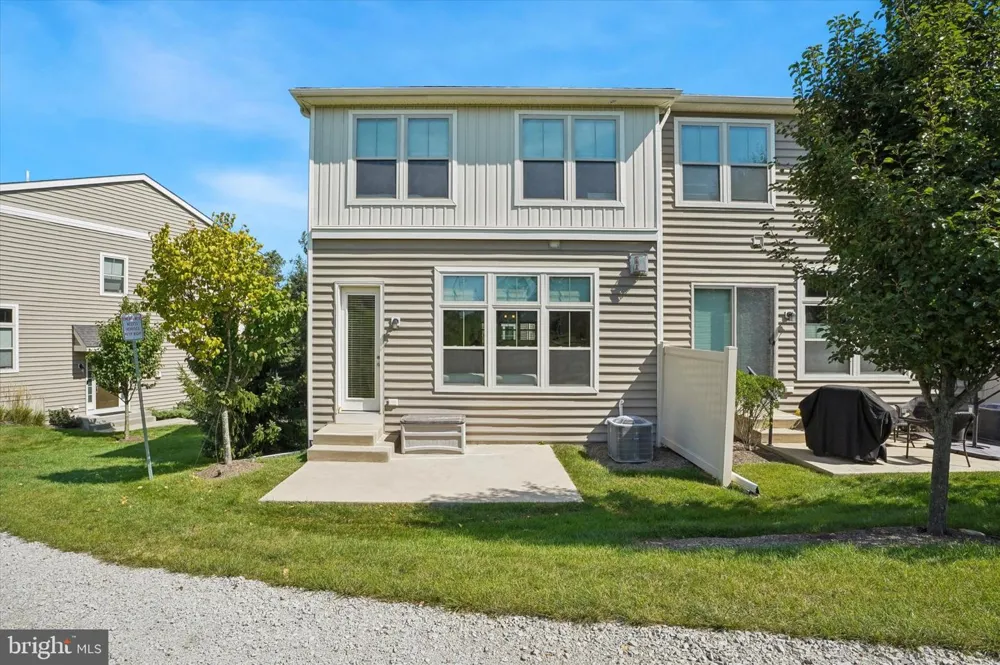 23 TREYBURN DRIVE Paoli, PA 19301