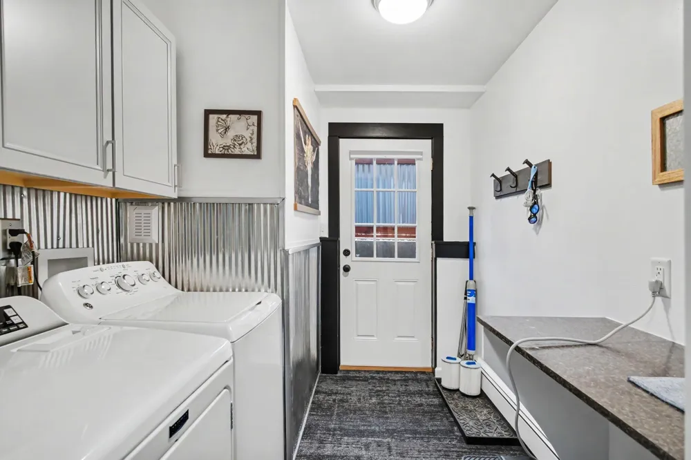 6230 Blythefield Avenue NE Rockford, MI 49341