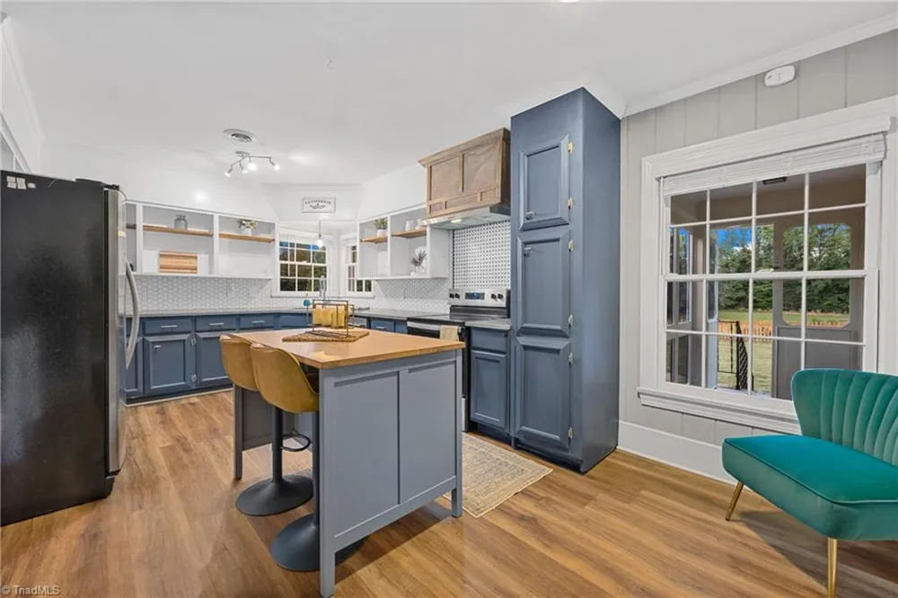 3709 Liberty Road Greensboro, NC 27406