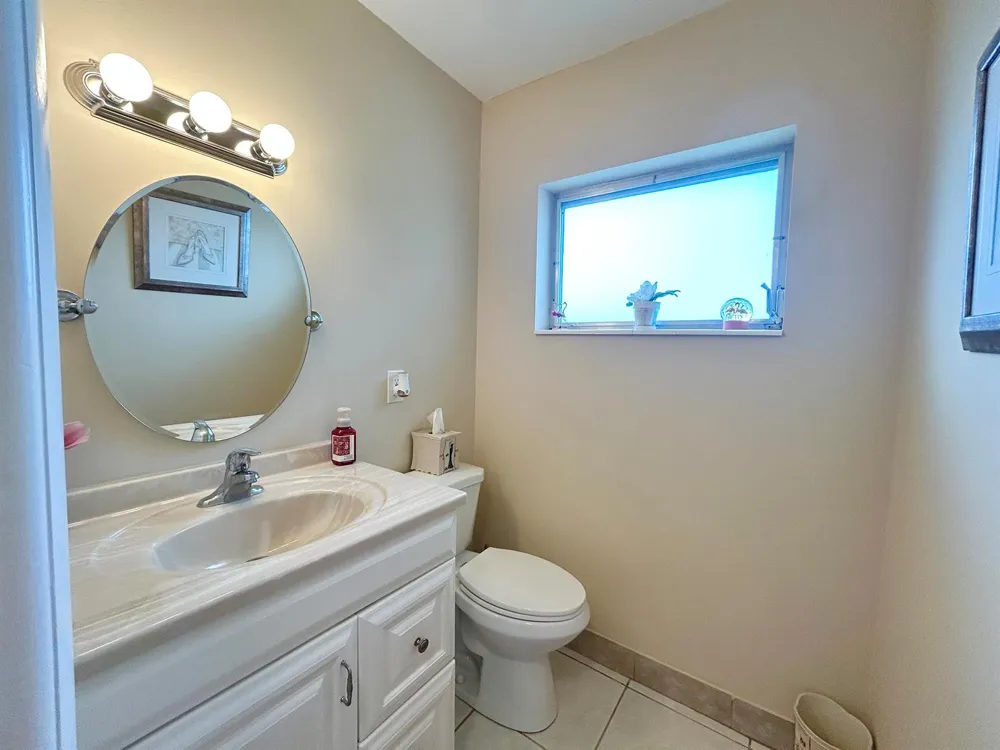 2811 Ashley Drive W #E West Palm Beach, FL 33415