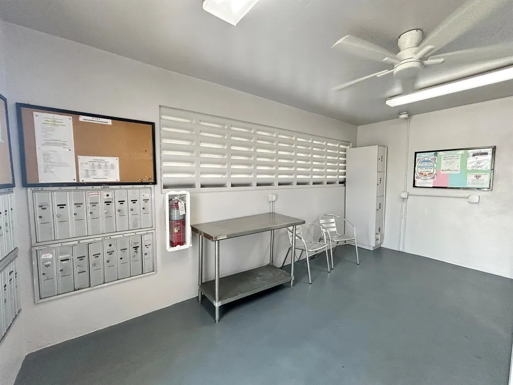 2811 Ashley Drive W #E West Palm Beach, FL 33415