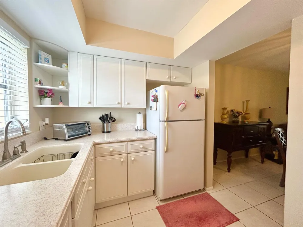 2811 Ashley Drive W #E West Palm Beach, FL 33415