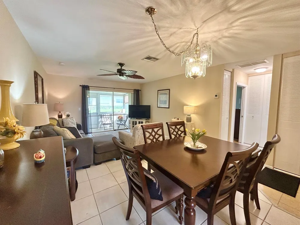 2811 Ashley Drive W #E West Palm Beach, FL 33415