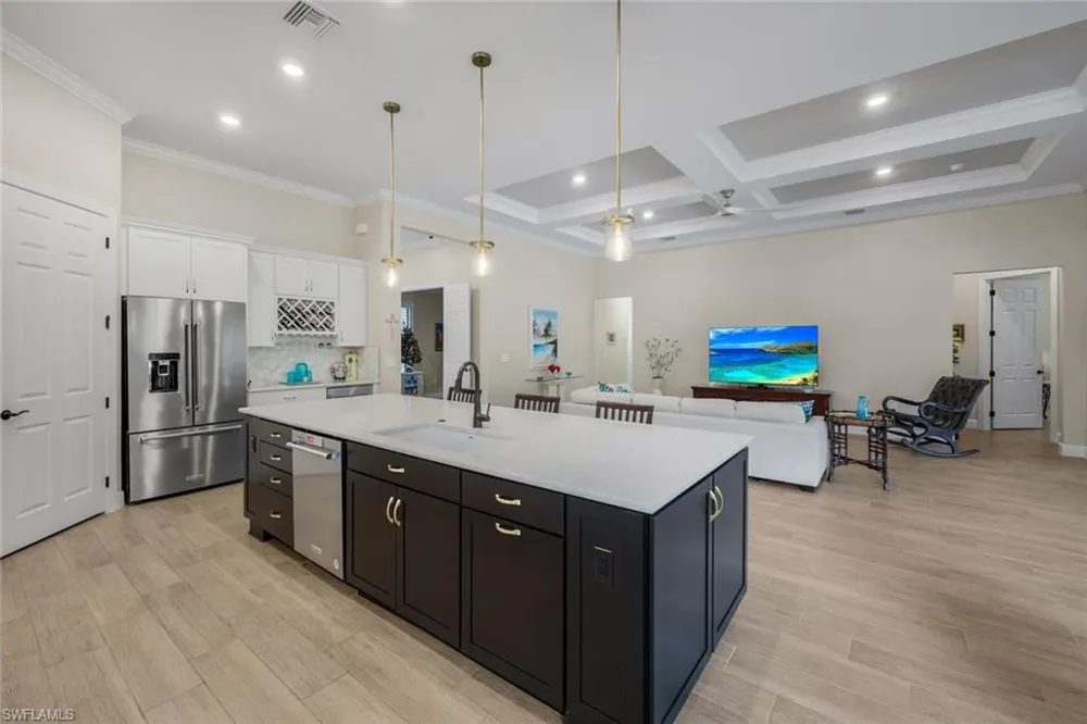 9527 Curlew Drive Naples, FL 34120