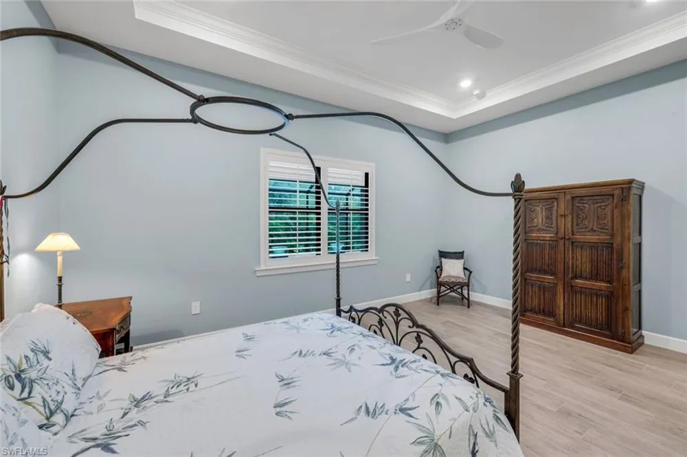 9527 Curlew Drive Naples, FL 34120