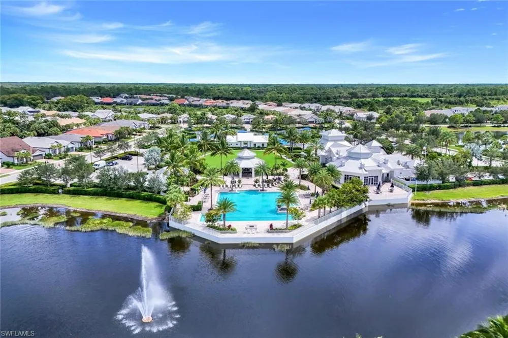 9527 Curlew Drive Naples, FL 34120