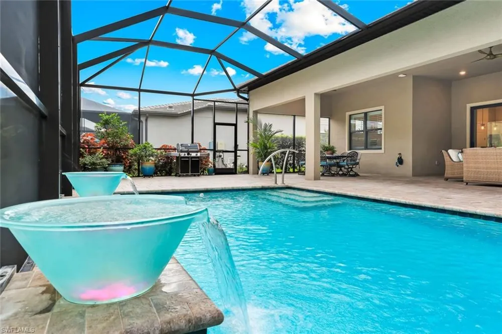 9527 Curlew Drive Naples, FL 34120