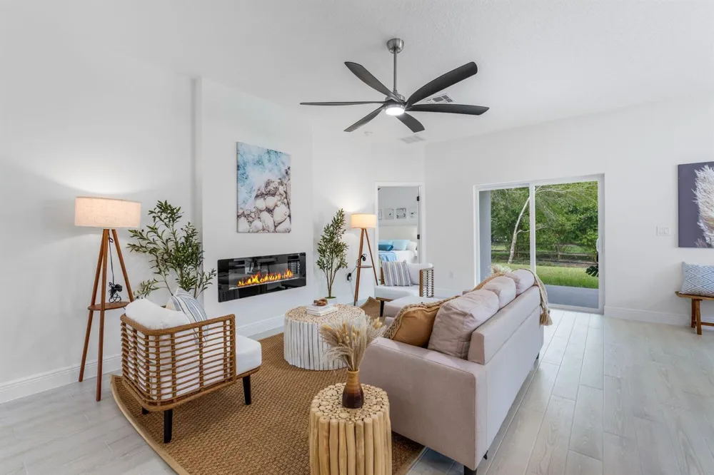 8115 104TH AVENUE Vero Beach, FL 32967