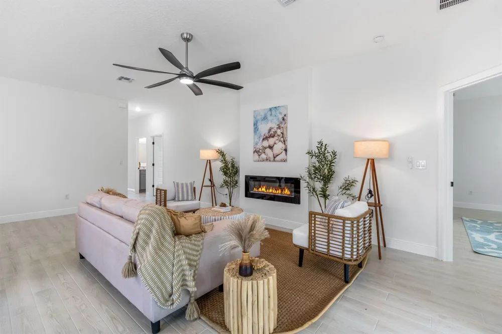 8115 104TH AVENUE Vero Beach, FL 32967