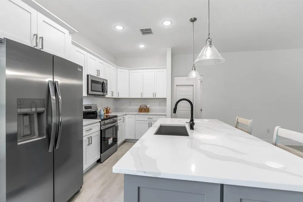 8115 104TH AVENUE Vero Beach, FL 32967