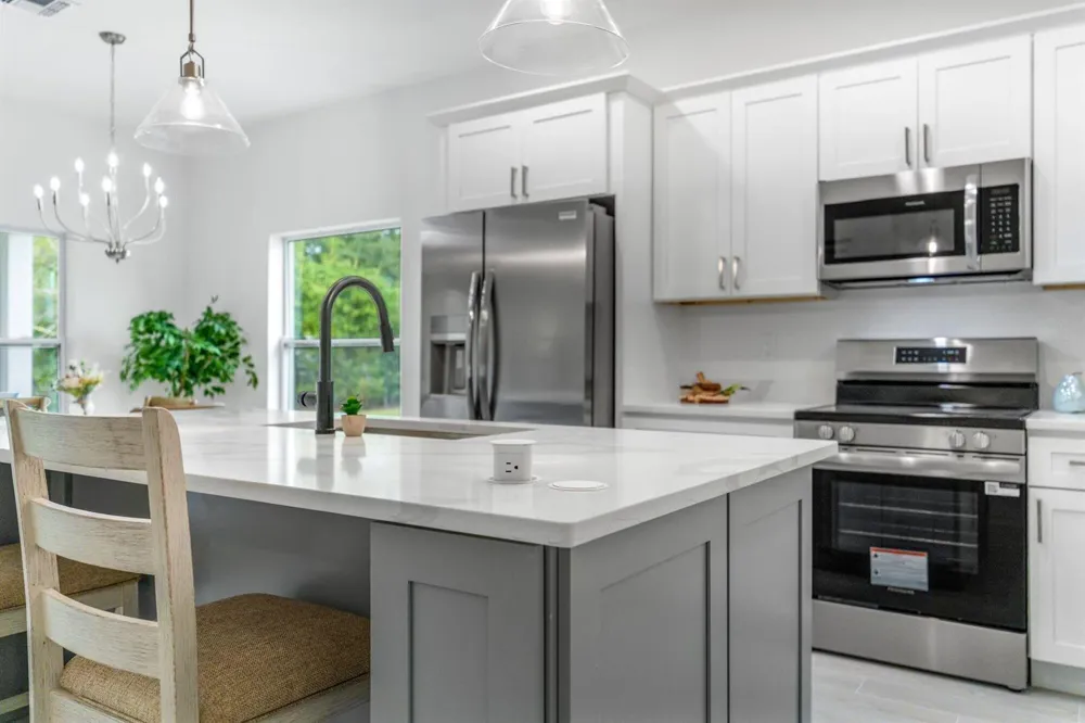 8115 104TH AVENUE Vero Beach, FL 32967
