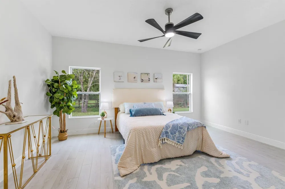 8115 104TH AVENUE Vero Beach, FL 32967